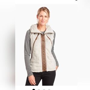 Kuhl Flight Vest Stone